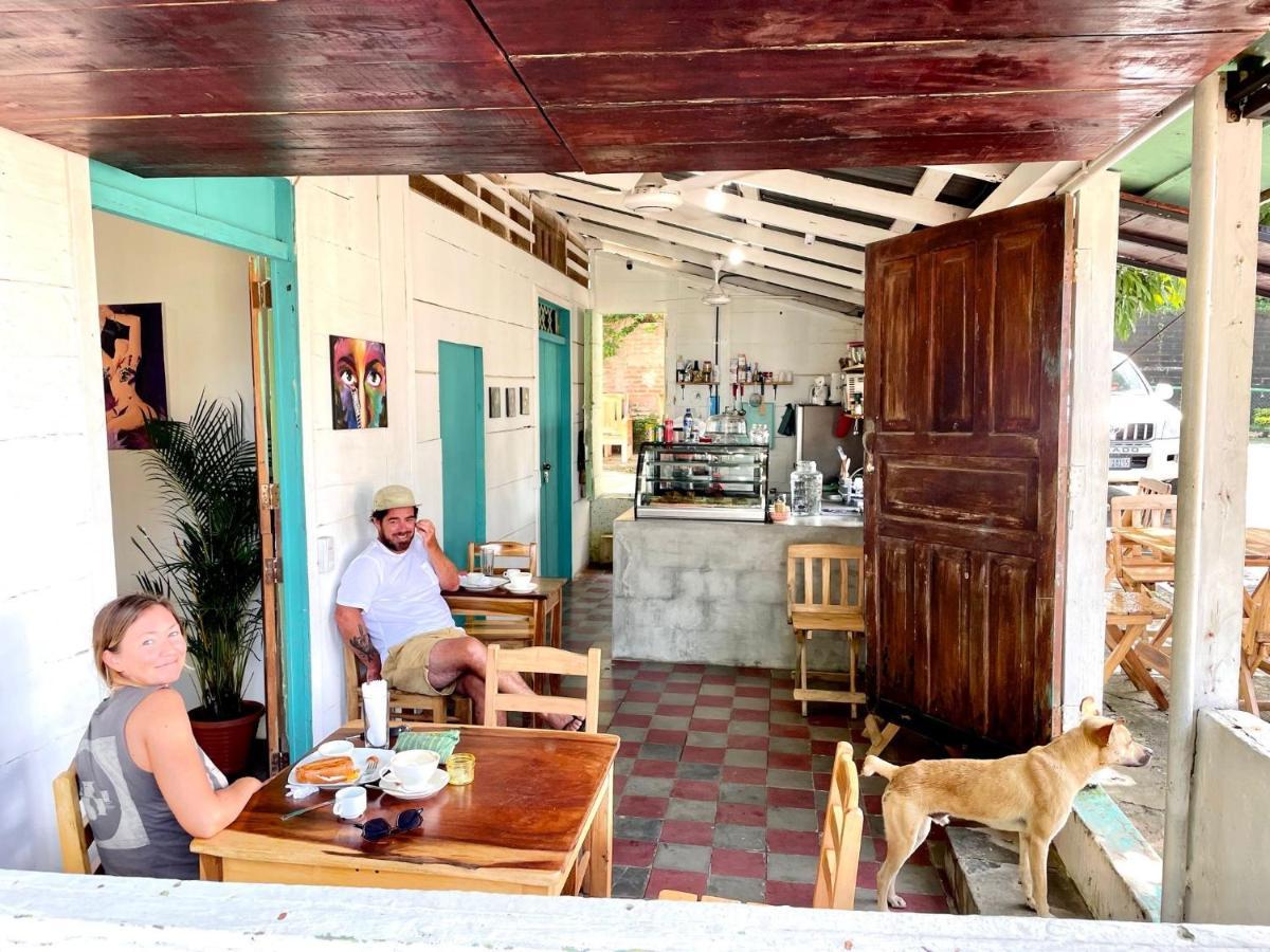 Mango Cafe And Hostel Сан-Хуан-дель-Сур Екстер'єр фото